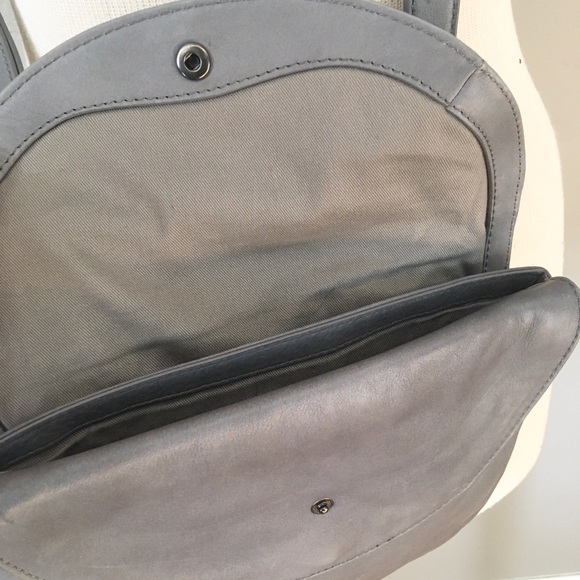 EILEEN FISHER Vintage Leather Gray Crossbody Bag - Picture 4 of 11